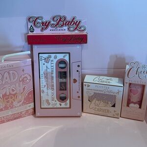 P.Louise makeup bundle set